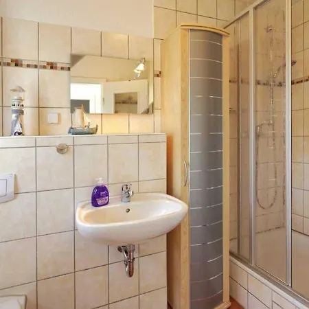 Appartement Hauptstrasse 6 Fewo 06 *